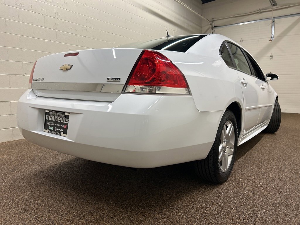 Used 2011 Chevrolet Impala LT image 2