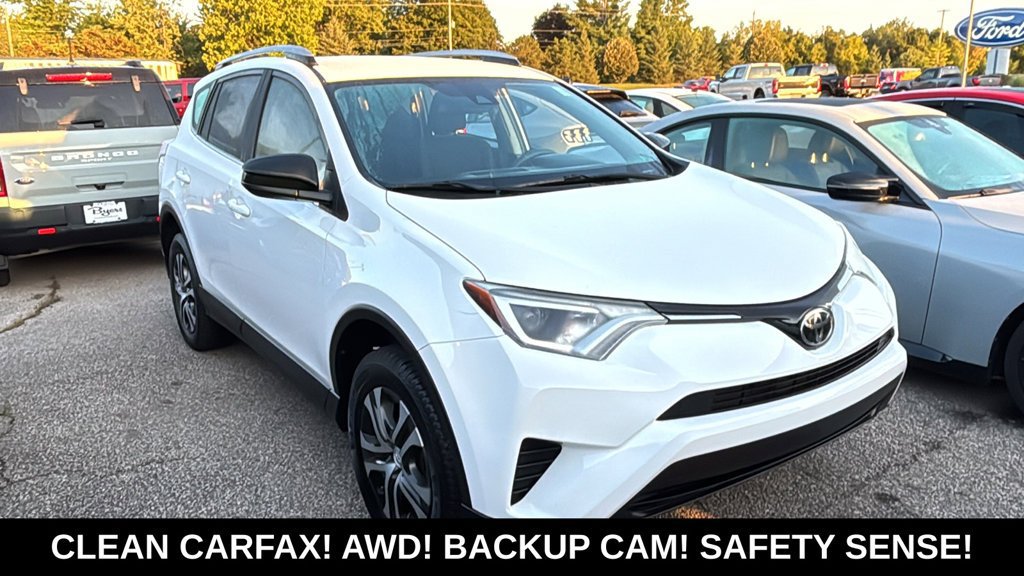 Used 2018 Toyota RAV4 LE AWD/4WD image 26