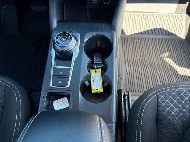 Used 2023 Ford Escape Active w/ Tech Pack #2 AWD/4WD image 9
