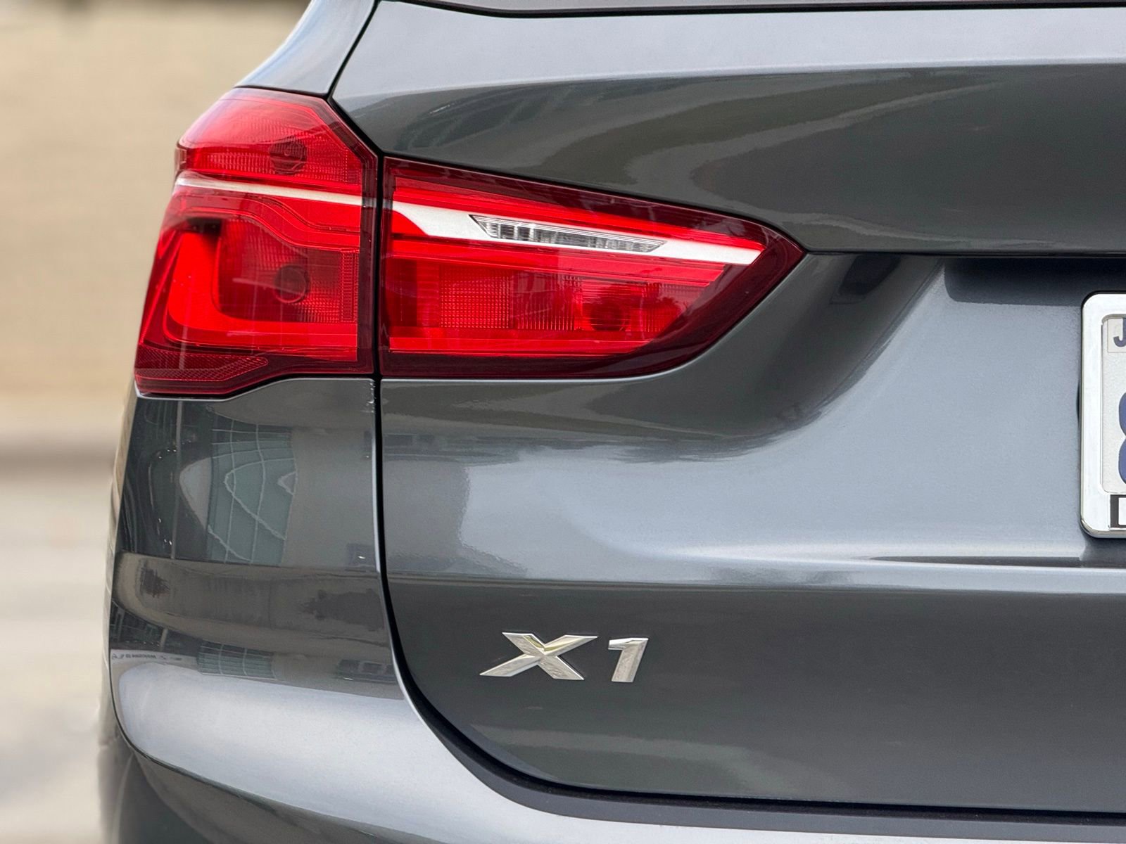 Used 2021 BMW X1 sDrive28i w/ Convenience Package image 16