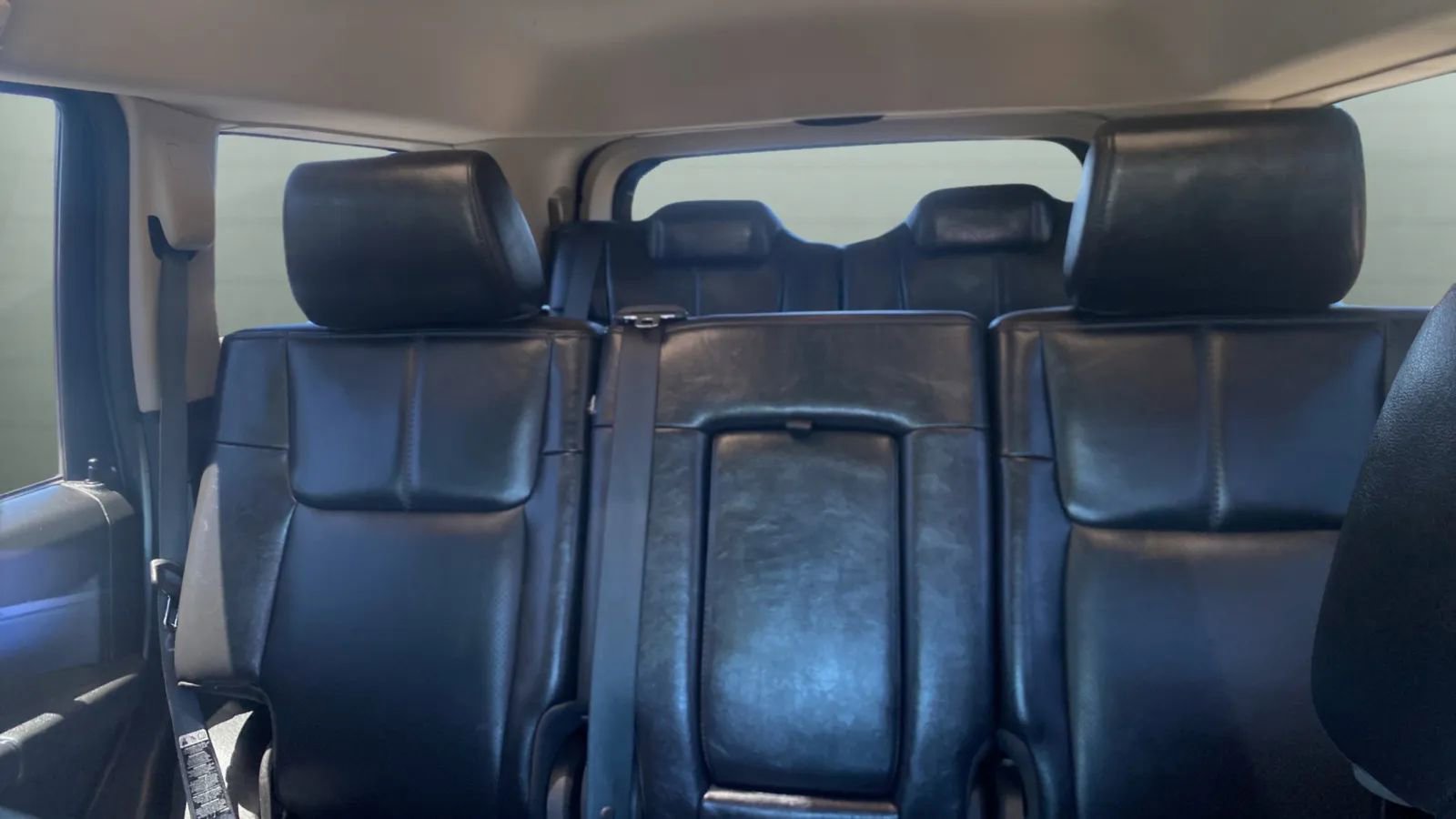Used 2010 Jeep Commander Limited AWD/4WD image 18
