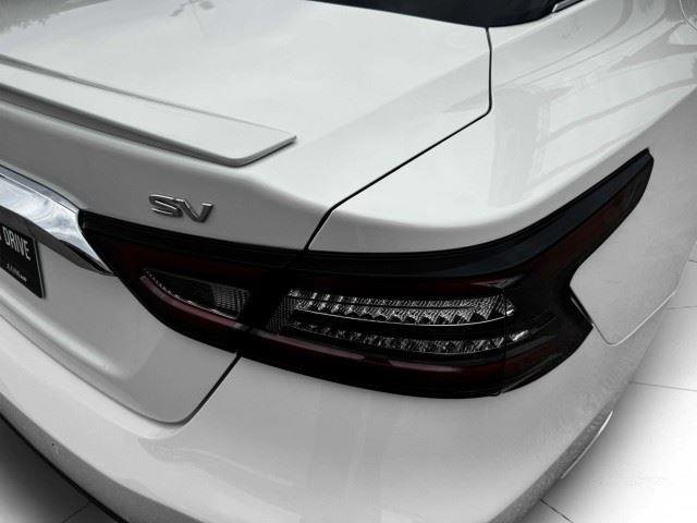 Used 2022 Nissan Maxima SV w/ Floor Mat Group FWD image 12