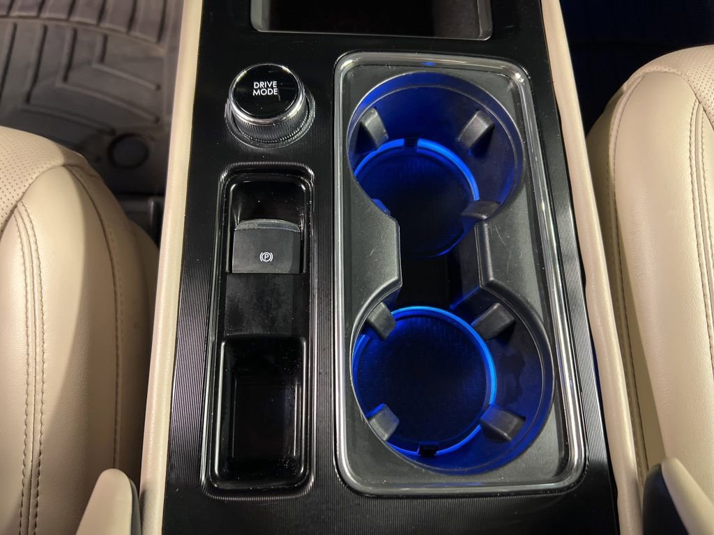 Used 2021 Lincoln Corsair Reserve w/ Equipment Group 201A image 15