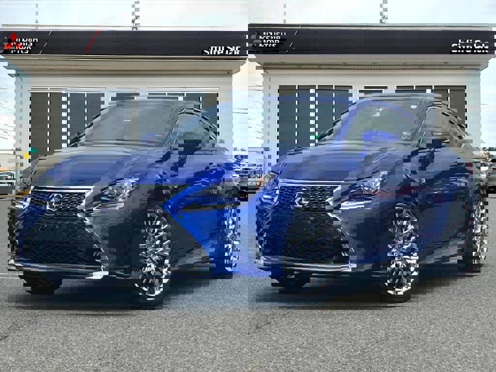 Used 2016 Lexus RC 300 AWD image 1