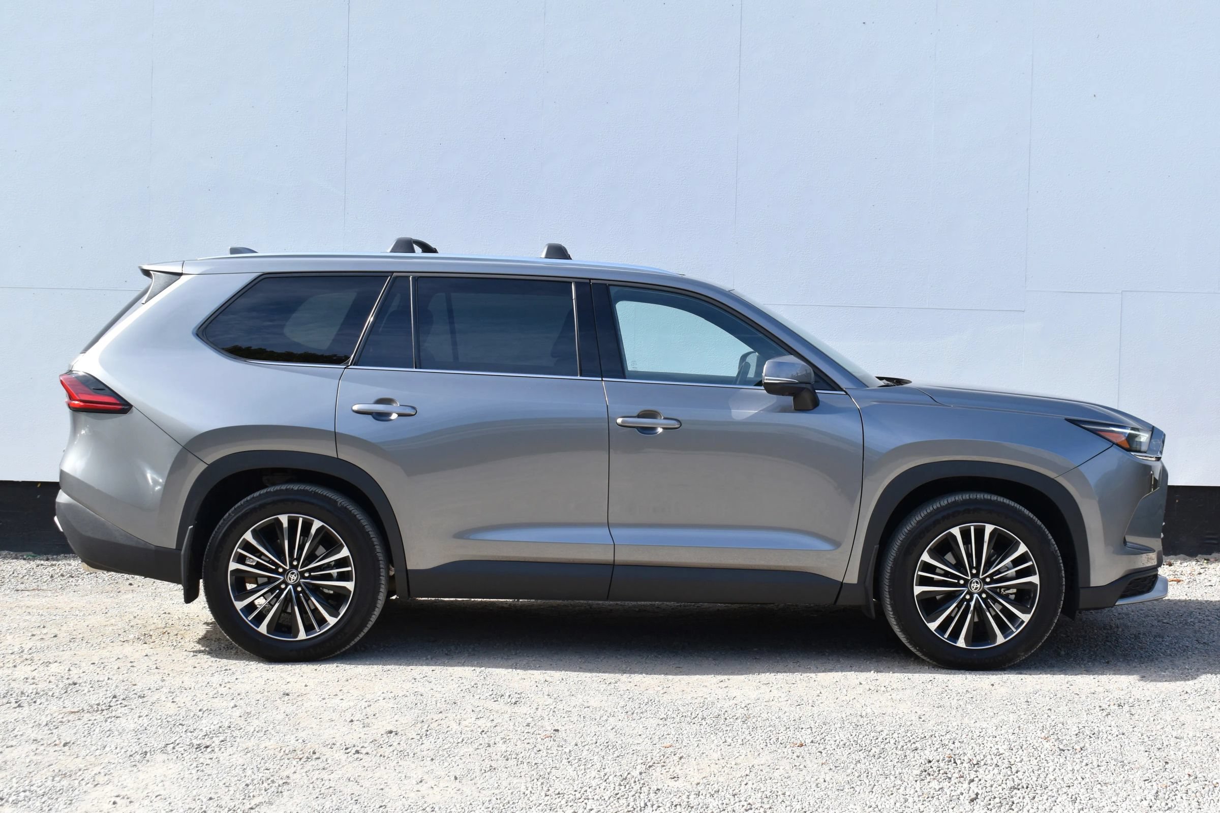 Used 2026 Toyota Grand Highlander AWD Hybrid image 6