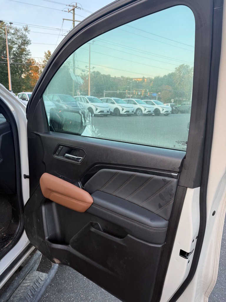 Used 2026 GMC Canyon AT4 AWD/4WD image 12