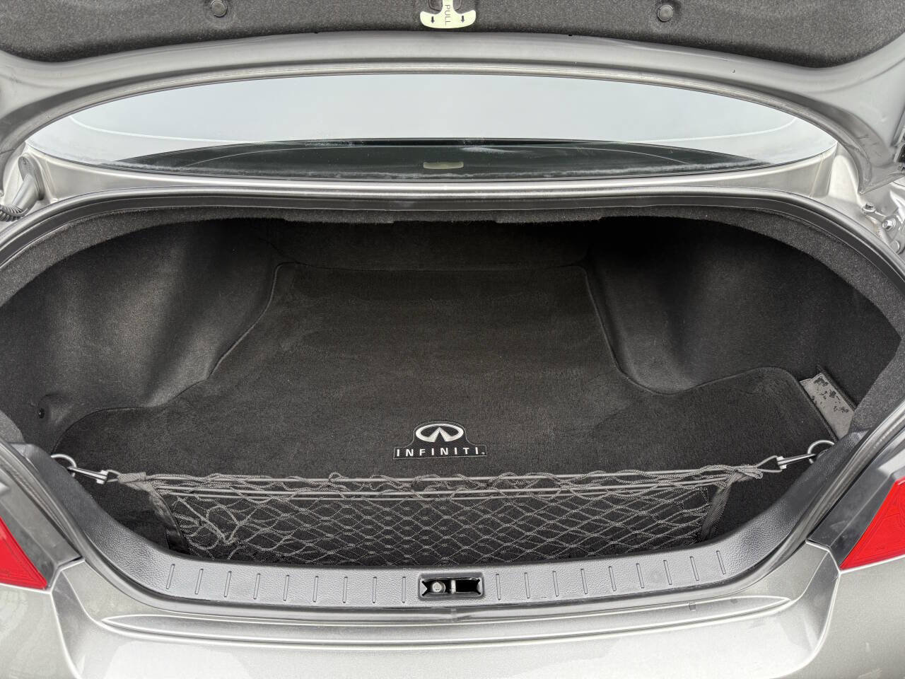 Used 2011 INFINITI G37 Journey w/ Premium Pkg image 24