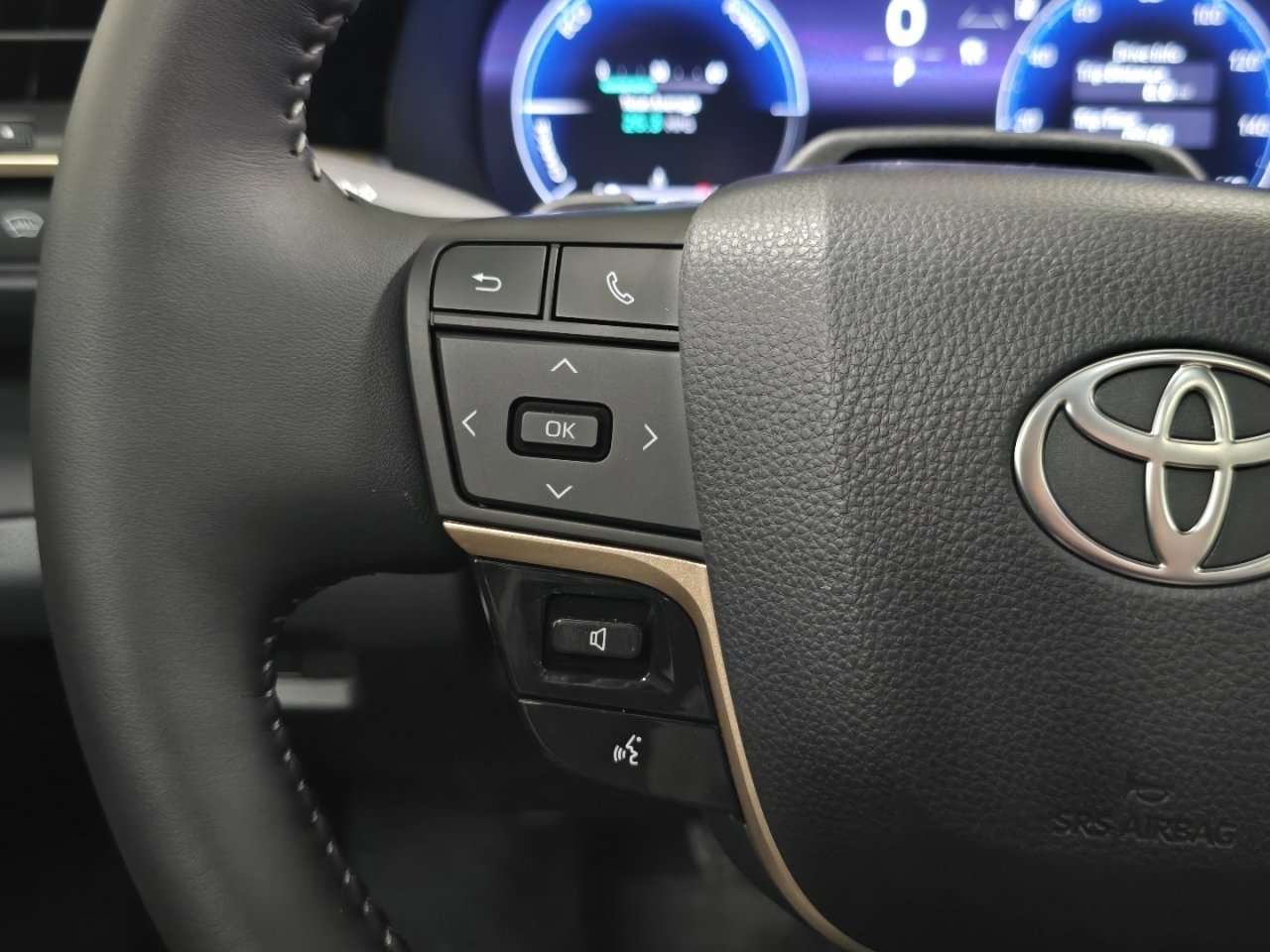 New 2025 Toyota Crown Signia image 33