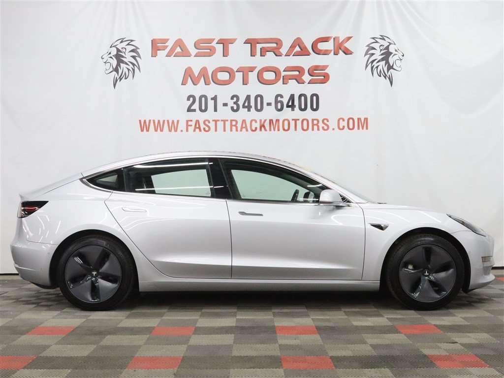 Used 2018 Tesla Model 3 Long Range RWD image 5