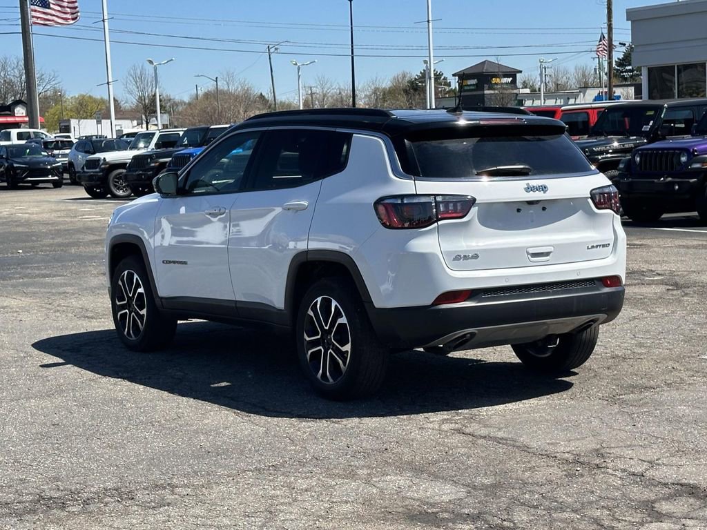 Used 2023 Jeep Compass Limited AWD/4WD image 6