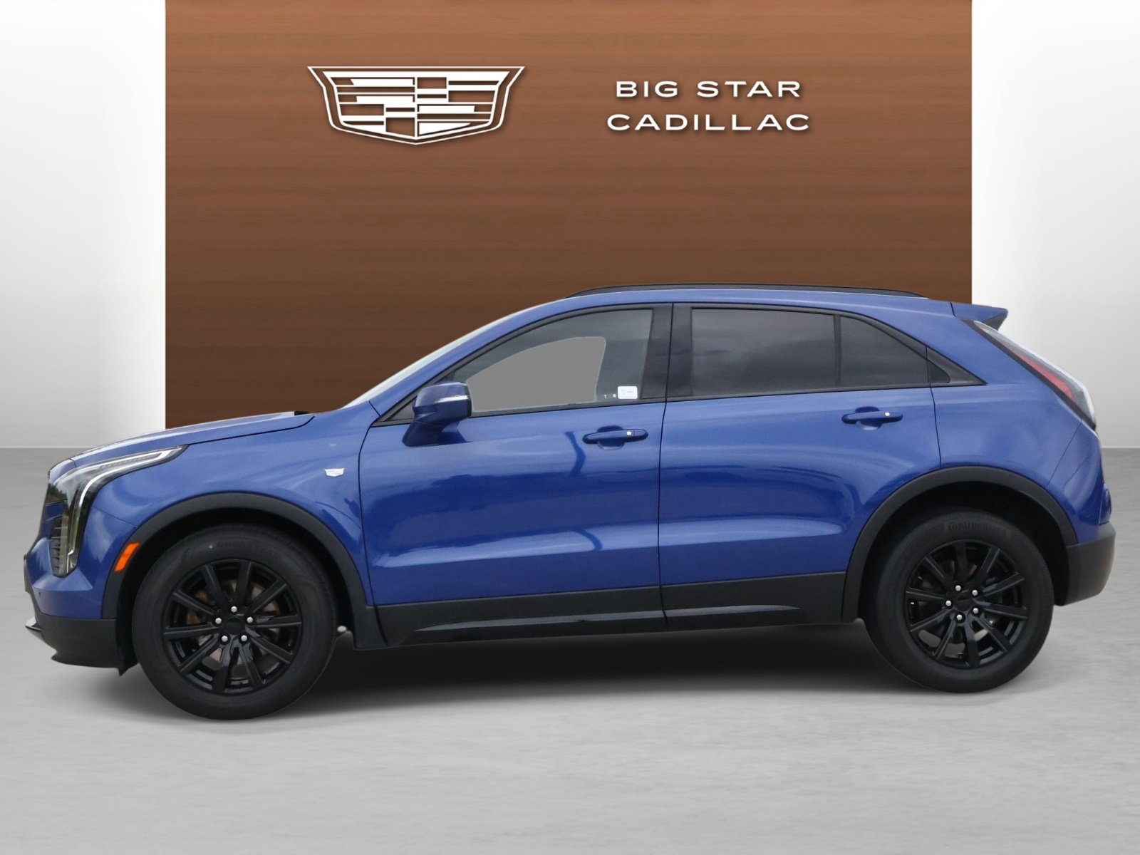 Certified 2023 Cadillac XT4 Sport FWD image 2