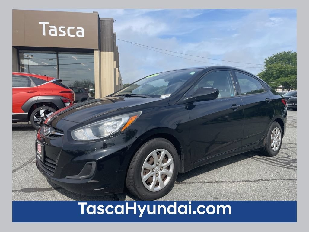 Used 2013 Hyundai Accent GLS FWD video 1