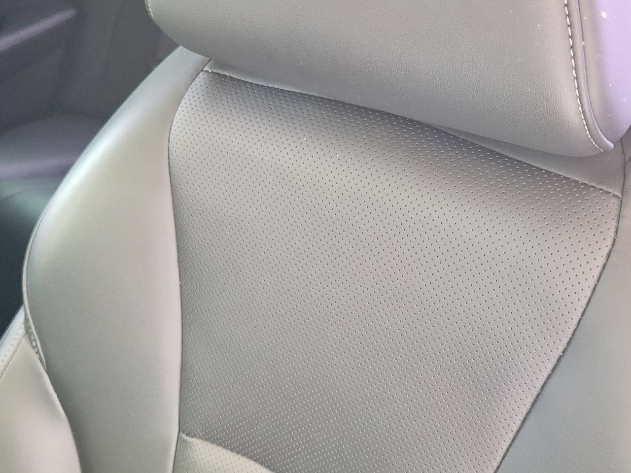Used 2023 Honda Accord Touring image 14
