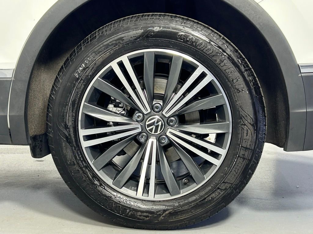 Used 2024 Volkswagen Tiguan Wolfsburg Edition FWD image 36