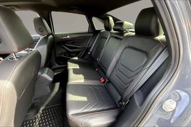 Used 2021 Volkswagen Jetta GLI Autobahn image 19