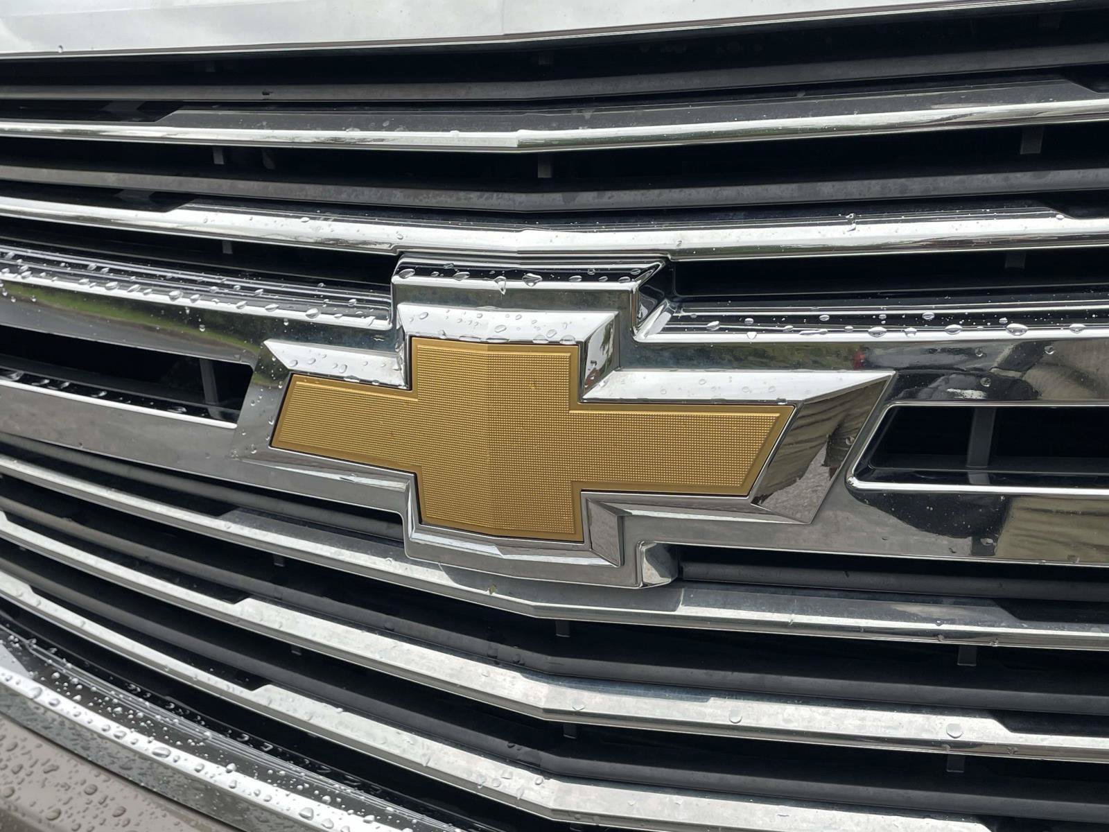 Used 2016 Chevrolet Suburban LTZ AWD/4WD image 27
