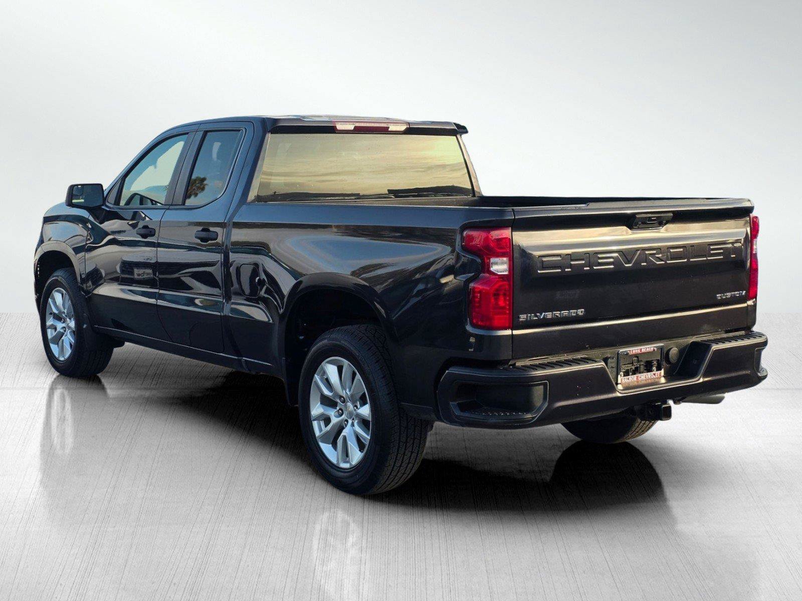Used 2023 Chevrolet Silverado 1500 Custom RWD image 4