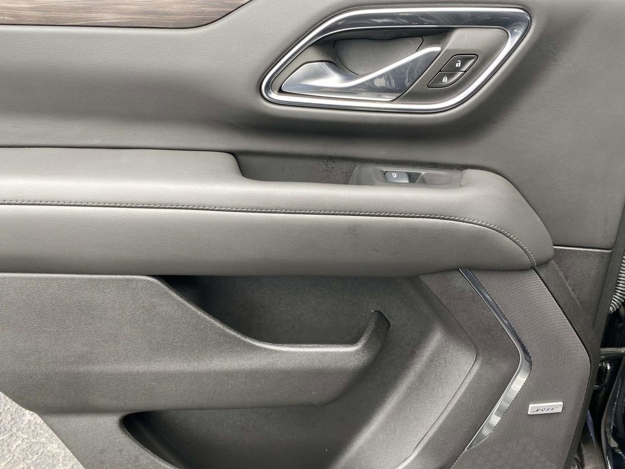 Used 2024 Chevrolet Tahoe LT w/ Luxury Package image 14