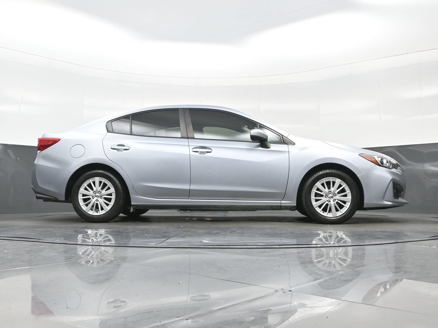 Used 2018 Subaru Impreza 2.0i Premium w/ Eyesight & BSD & Rcta AWD/4WD image 27