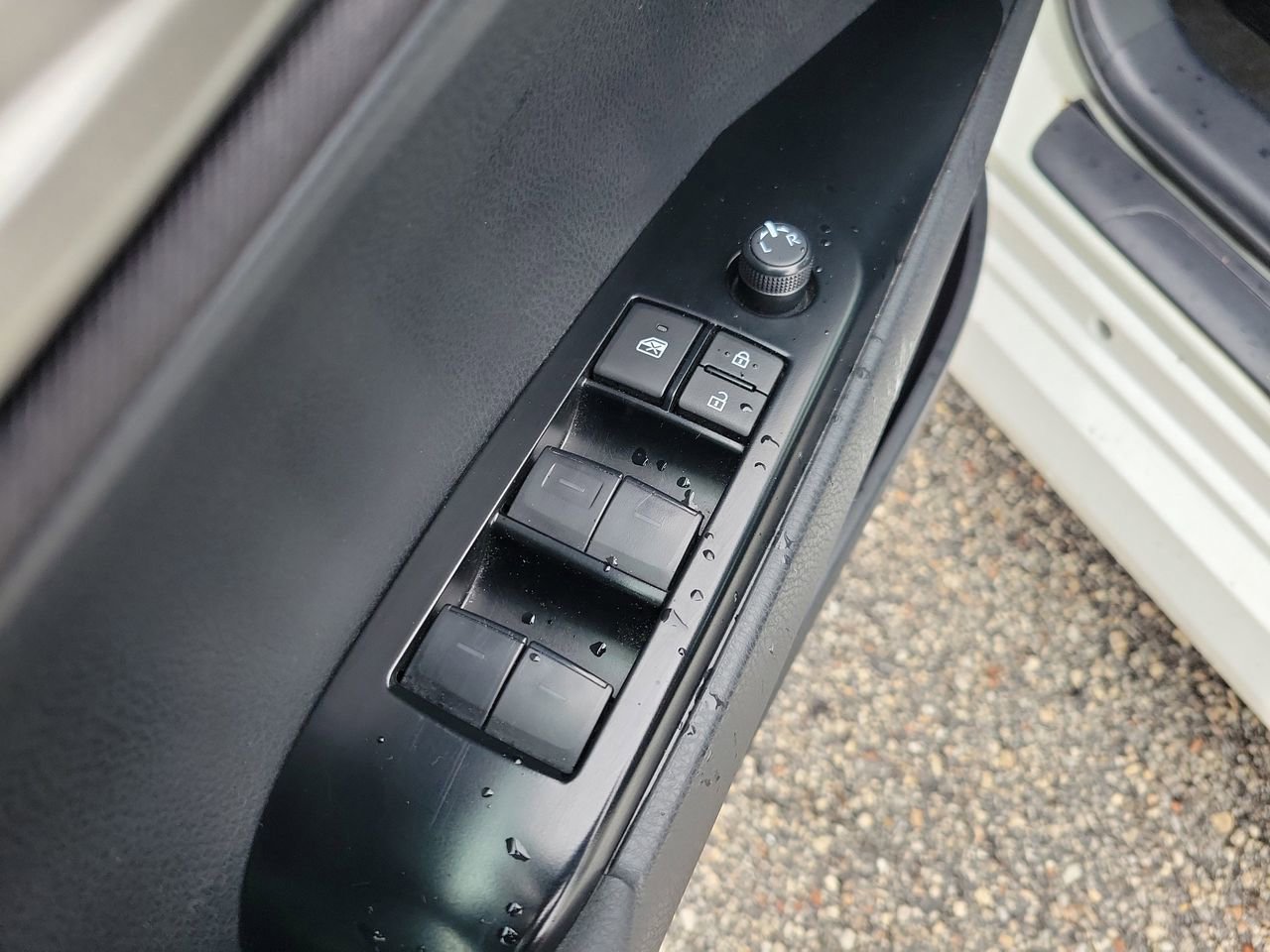 Used 2025 Toyota Camry LE image 15