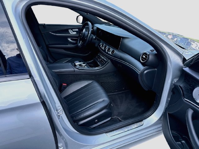 Used 2020 Mercedes-Benz E 450 4MATIC Sedan image 22