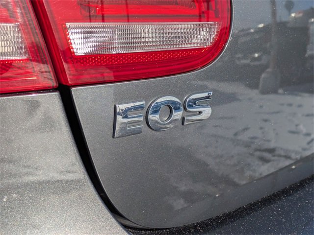Used 2013 Volkswagen Eos Lux image 28