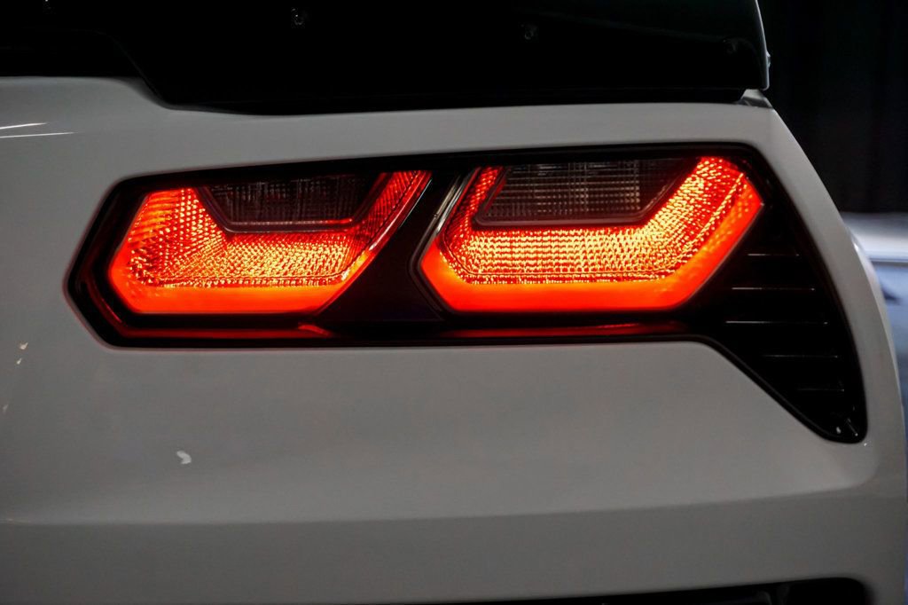 Used 2015 Chevrolet Corvette Z06 w/ Z07 Performance Package image 75