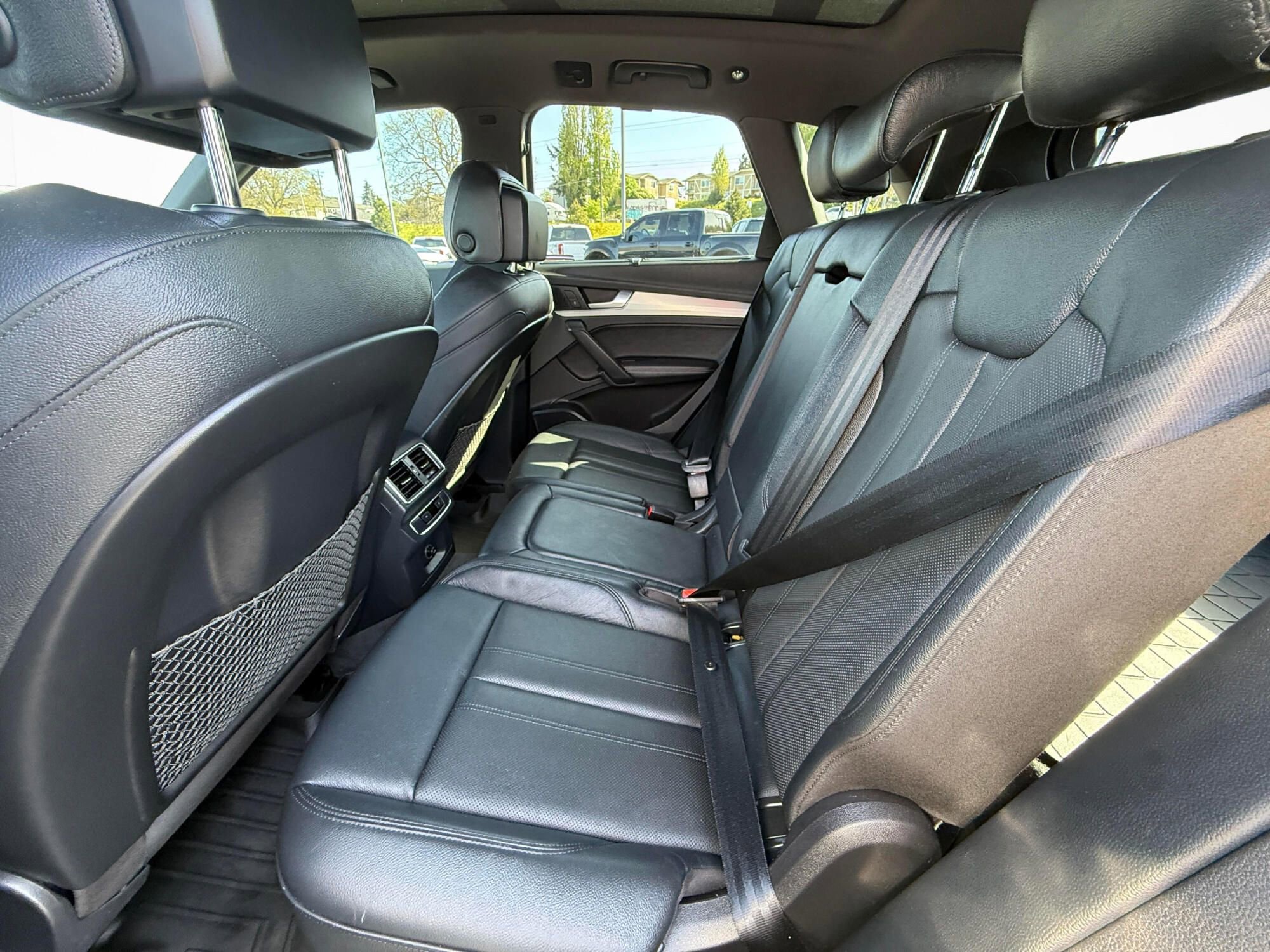 Used 2018 Audi SQ5 Prestige w/ Prestige Package AWD/4WD image 6
