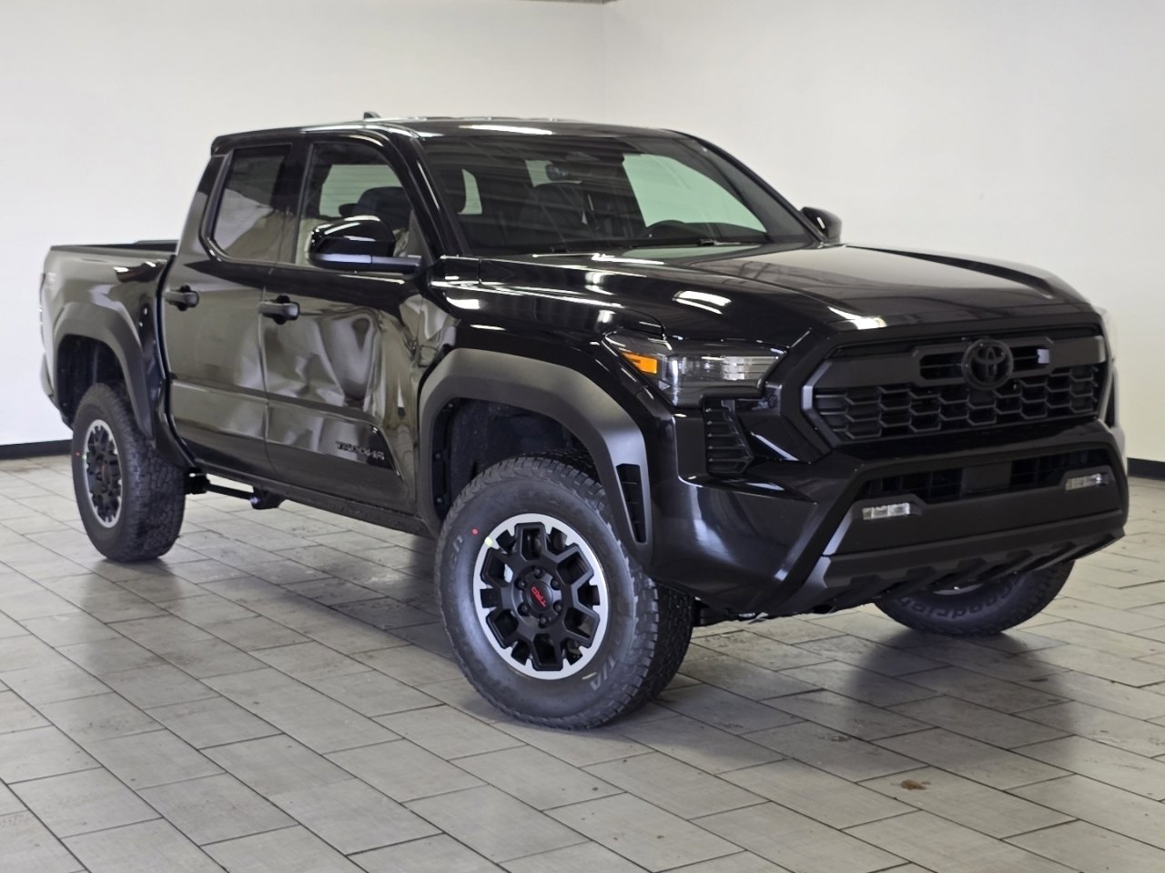New 2026 Toyota Tacoma TRD Off-Road image 2