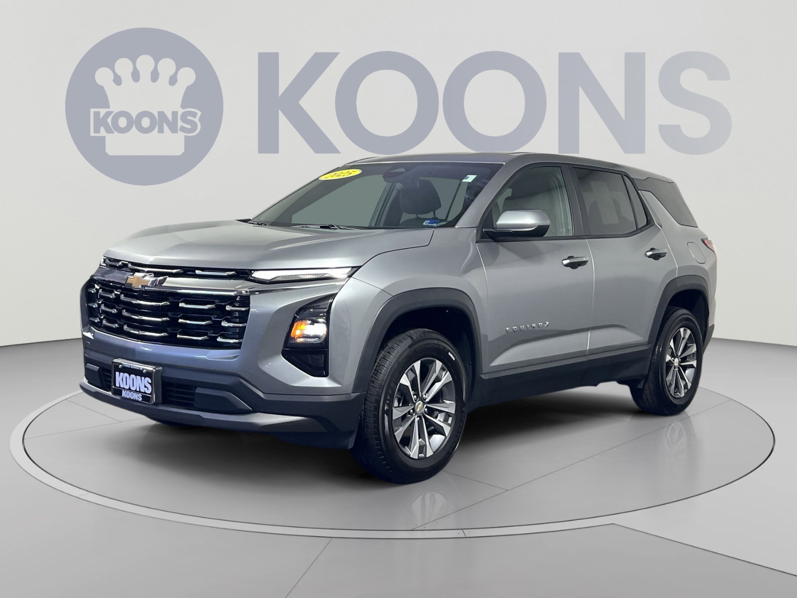 Used 2025 Chevrolet Equinox LT FWD image 1