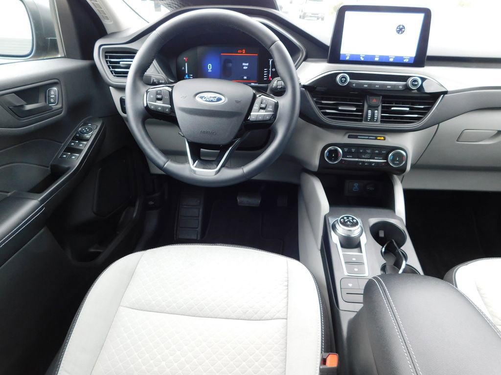 Used 2023 Ford Escape Active image 16