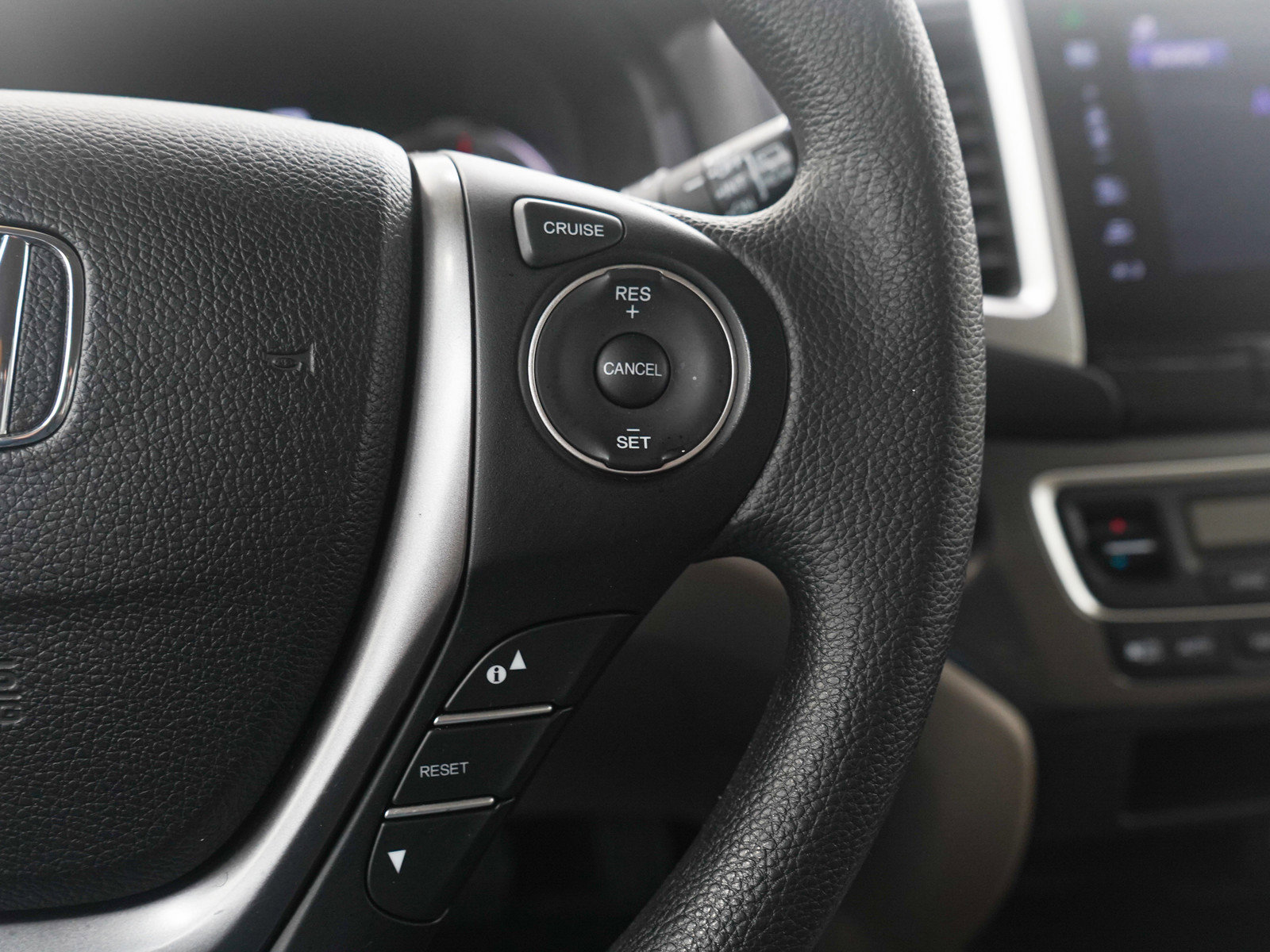 Used 2016 Honda Pilot EX image 26