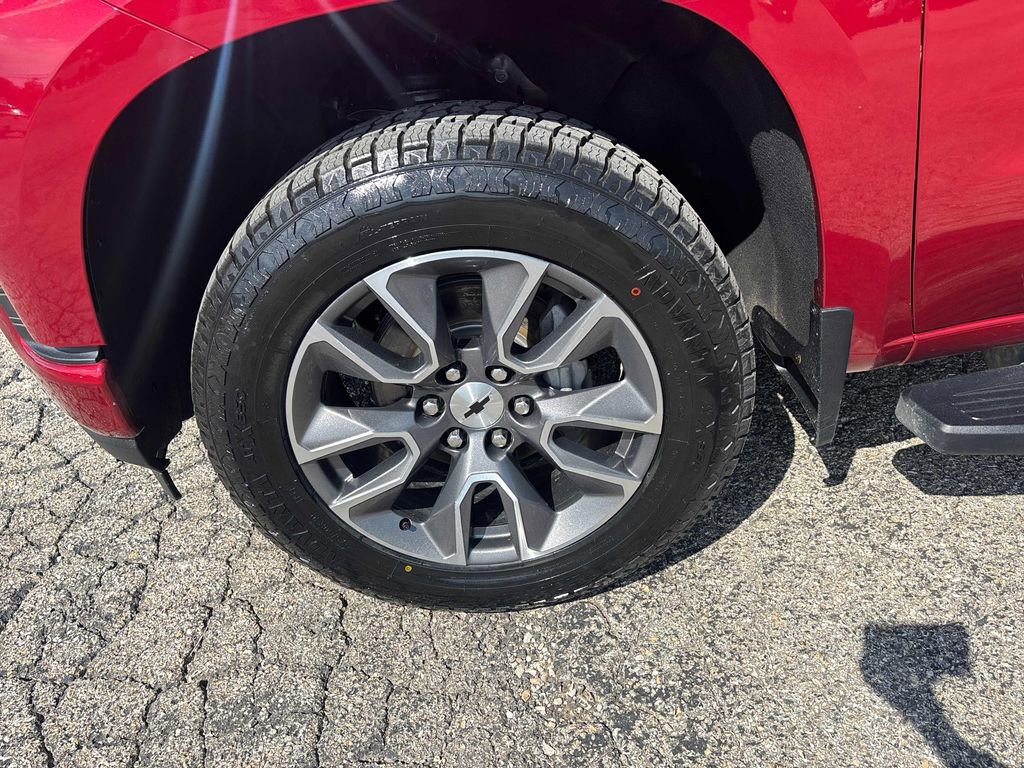 Used 2019 Chevrolet Silverado 1500 RST AWD/4WD image 33