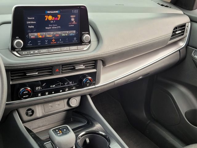 Used 2024 Nissan Rogue SV image 26