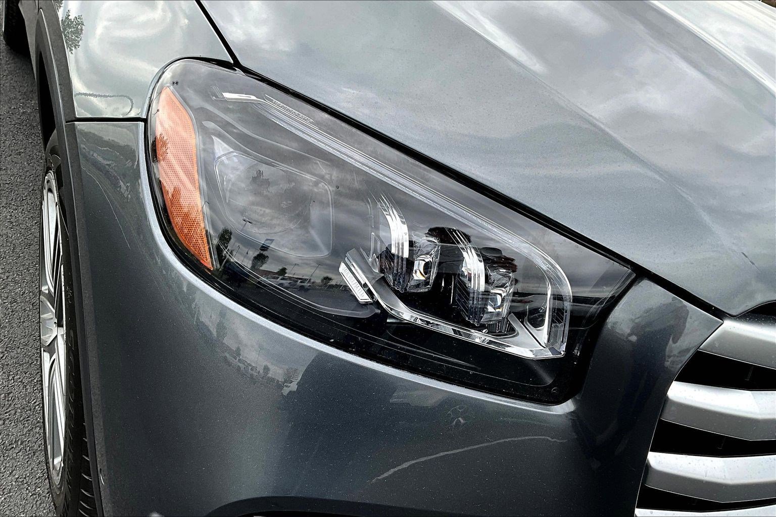 Used 2025 Mercedes-Benz GLS 450 4MATIC image 32