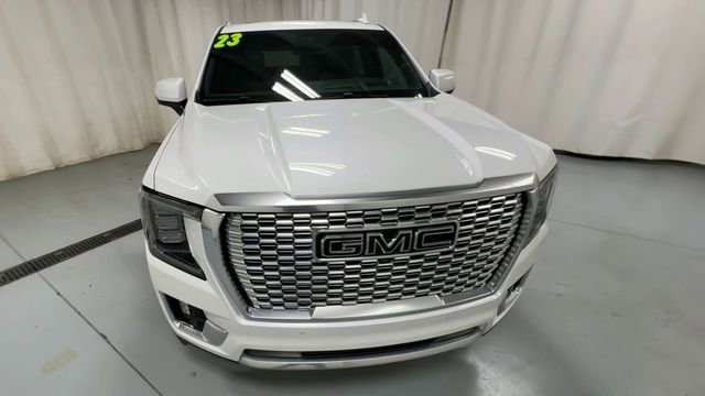 Used 2023 GMC Yukon Denali image 3