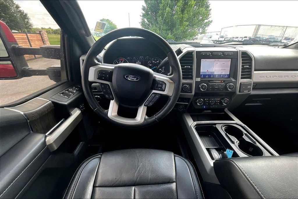 Used 2021 Ford F350 Lariat w/ Tremor Off-Road Package AWD/4WD image 3