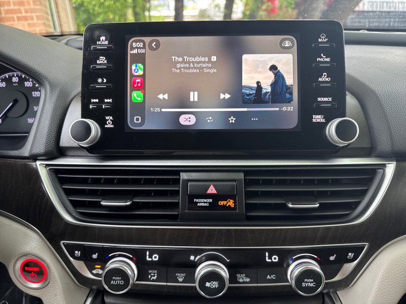Used 2019 Honda Accord Touring image 23