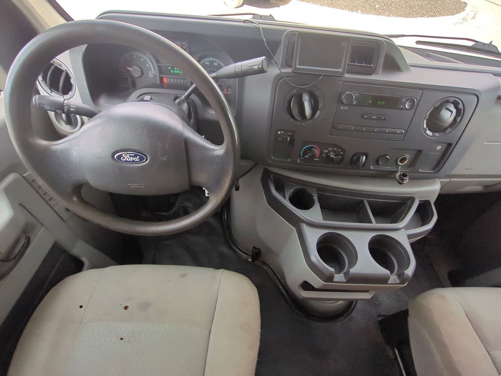Used 2016 Ford E-450 and Econoline 450 Super Duty w/ Exterior Upgrade Package image 15