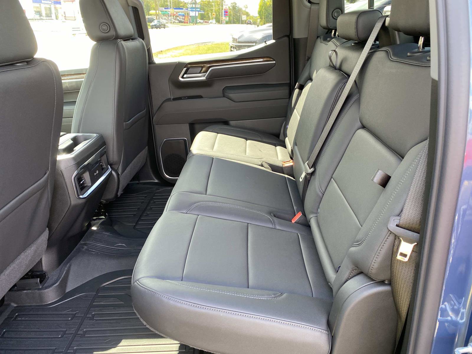 New 2026 GMC Sierra 1500 Elevation w/ Elevation Premium Package image 9