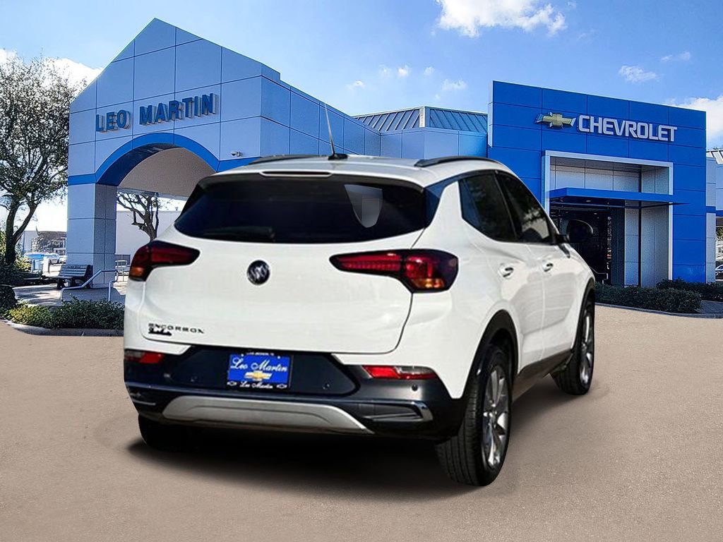 Used 2022 Buick Encore GX Essence w/ Advanced Technology Package image 5