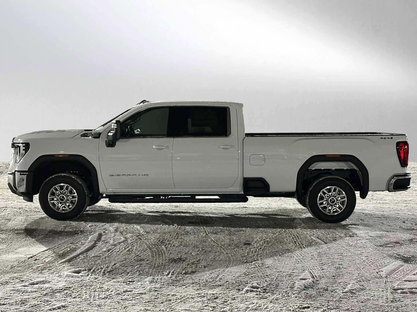 New 2026 GMC Sierra 2500 SLE w/ SLE Value Package; image 6