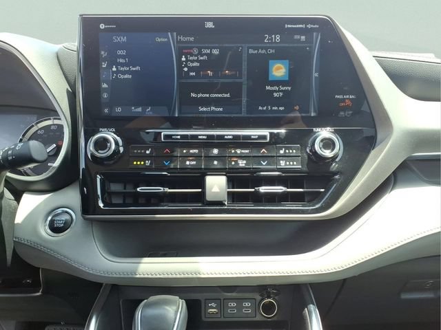 Used 2022 Toyota Highlander Limited AWD/4WD image 18