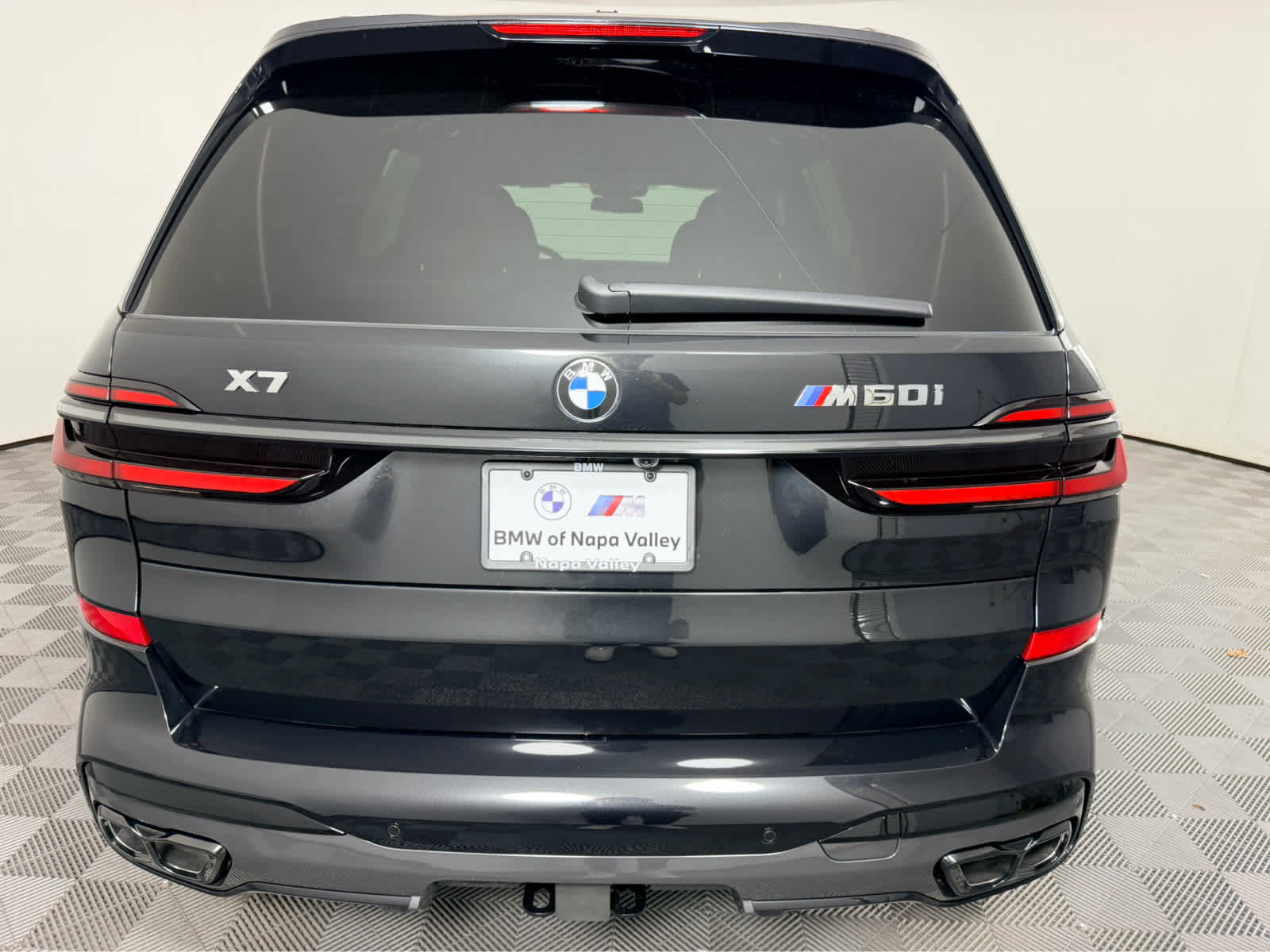 New 2027 BMW X7 M60i AWD/4WD image 4