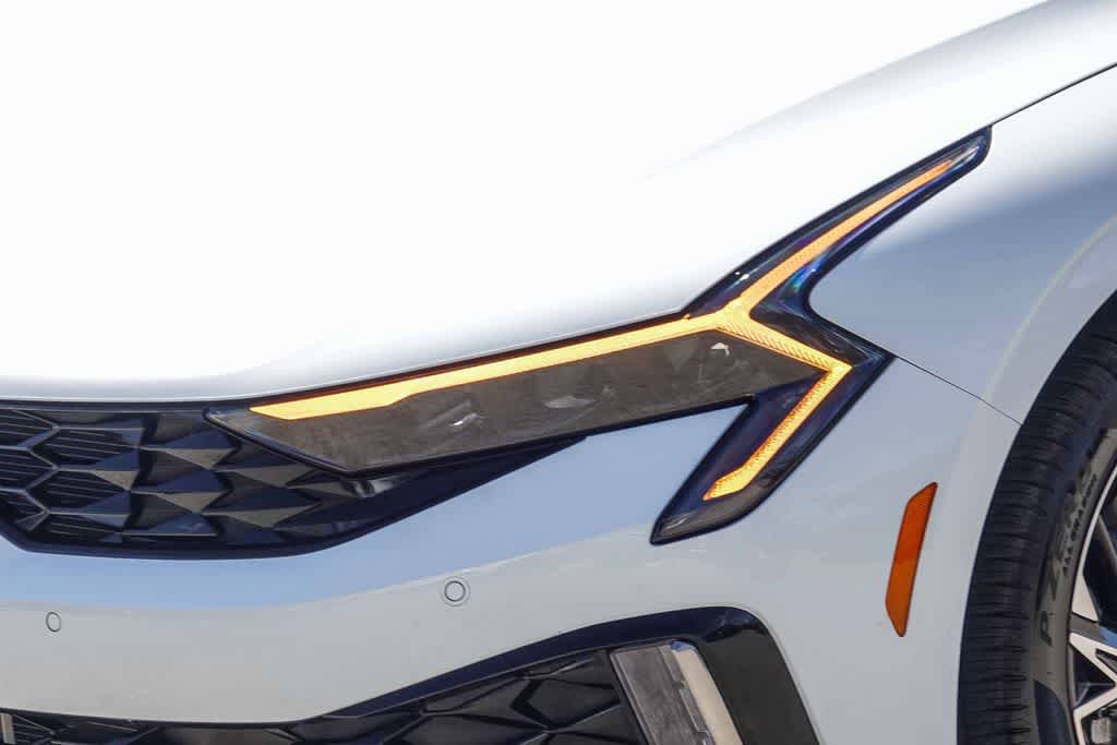 Certified 2025 Kia K5 GT-Line w/ GT-Line Premium Package FWD image 8