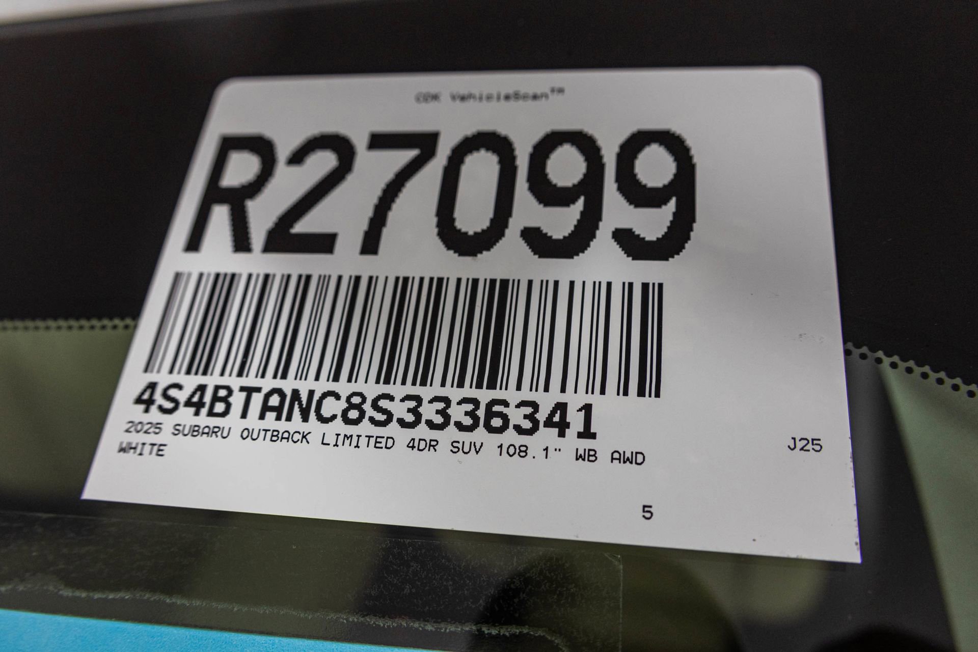 Used 2025 Subaru Outback Limited AWD/4WD image 57