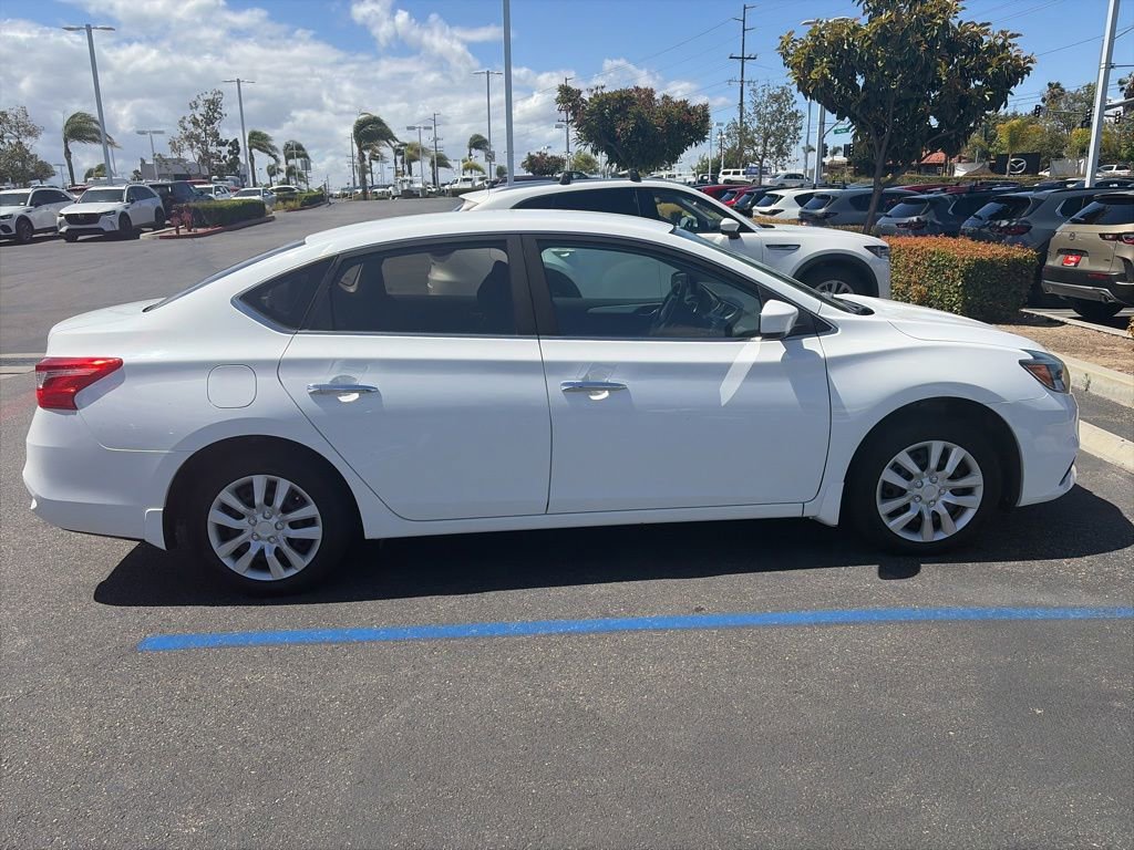 Used 2016 Nissan Sentra S FWD image 10