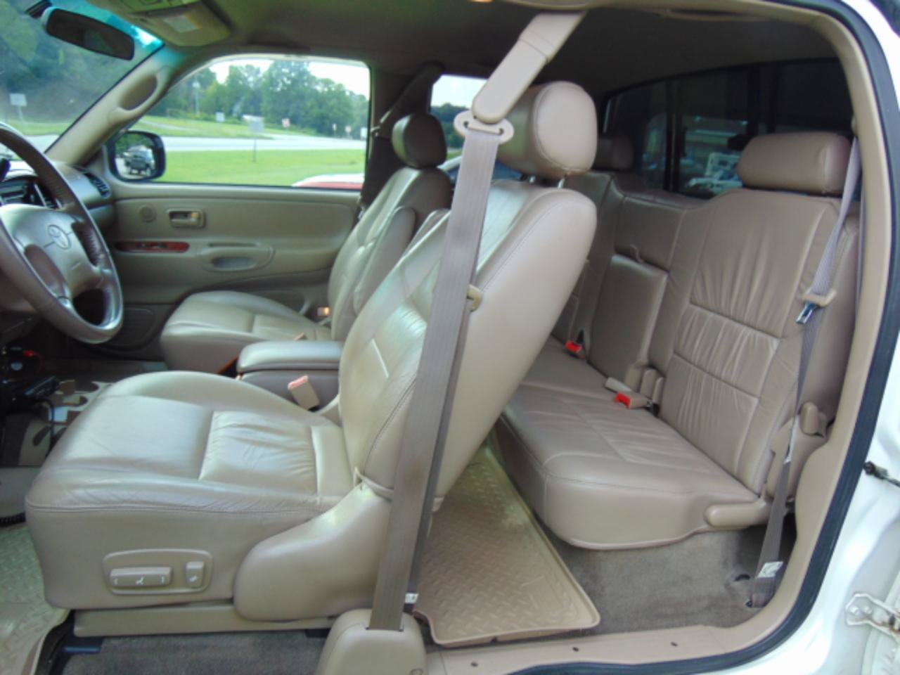Used 2000 Toyota Tundra Limited w/ Off-Road Pkg AWD/4WD image 5