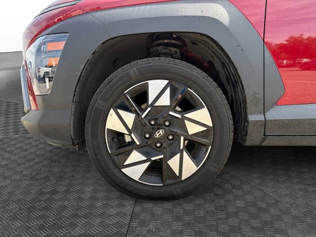 Used 2025 Hyundai Kona SEL AWD/4WD image 13