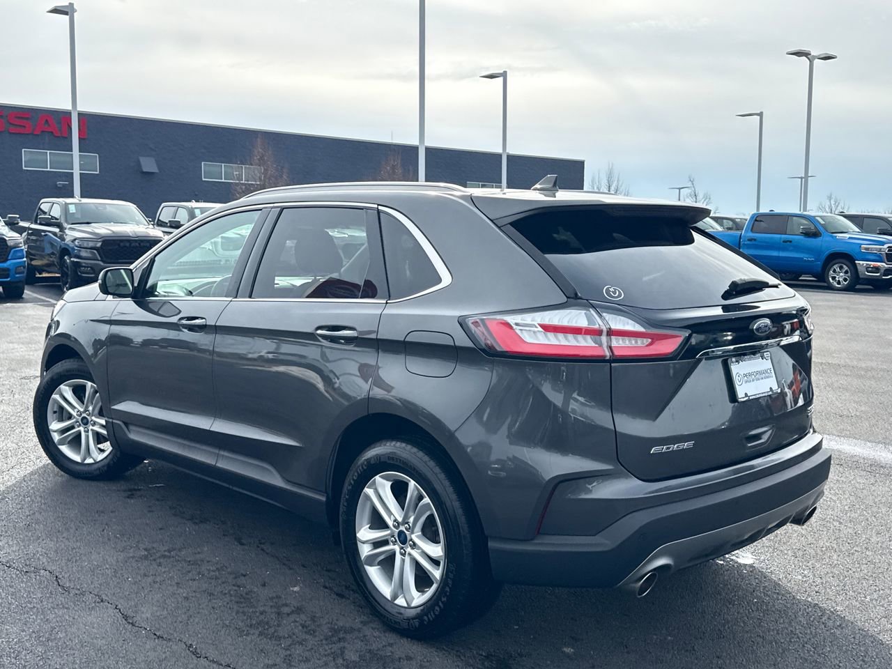 Used 2019 Ford Edge SEL w/ Equipment Group 201A image 5